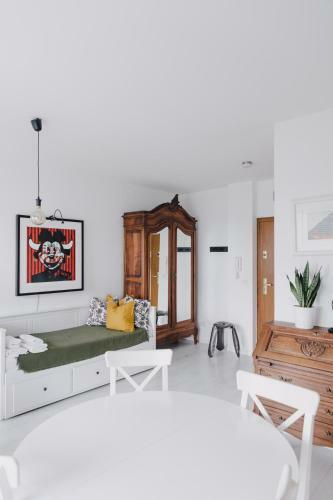 Apartments Wisniowa With Private Parking Place