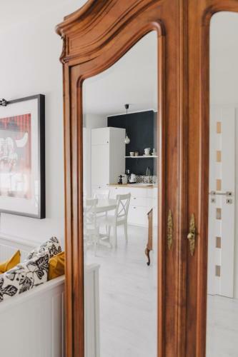 Apartments Wisniowa With Private Parking Place