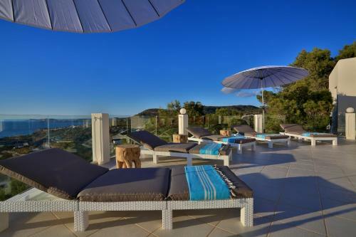 Villa C'an Petra, Carrer Club Robinson