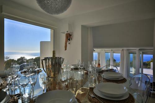 Villa C'an Petra, Carrer Club Robinson