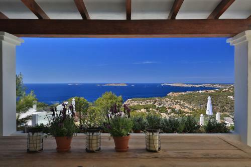 Villa C'an Petra, Carrer Club Robinson