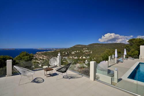 Villa C'an Petra, Carrer Club Robinson