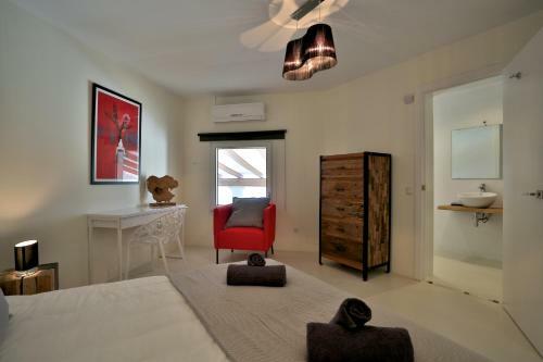 Villa C'an Petra, Carrer Club Robinson