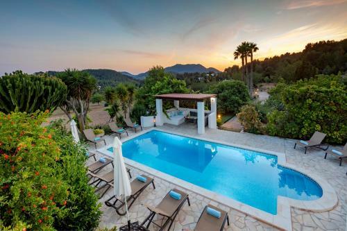 Villa In Ibiza Town, Sleeps 1214 - Can Monte