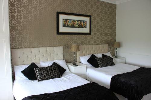 Hostal Mandalay