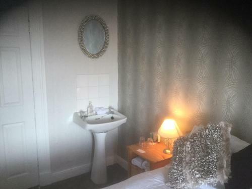 Hostal Ashlea House