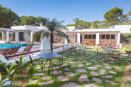 Hostal Casbah Formentera Hotel & Restaurant