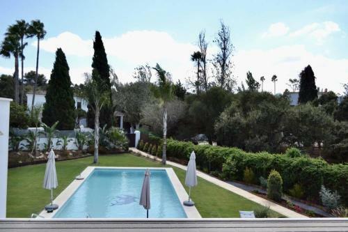 New 4 Bed Designer Villa With Pool