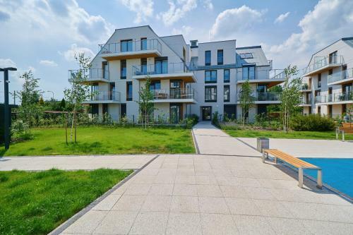 Luxurious Apartment Wroc?aw Kowale By Renters