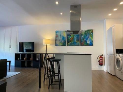 Lc Apartamentos C�sar Augusto