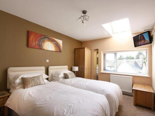 Bed & Breakfast Emlyn Arms