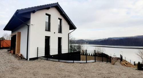 Villa The Lake House - Dom Nad Samym Jeziorem Ro?nowskim