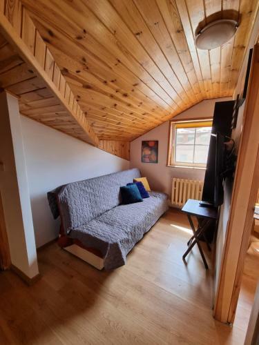 Bed & Breakfast Karczma Regionalna M?yn