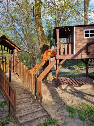 Bed & Breakfast Karczma Regionalna M?yn
