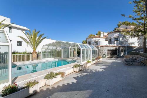 Beautiful Villa For Large Groups