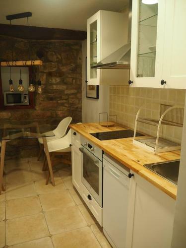 Apartamento Piso Con Encanto En La Parte Vieja.