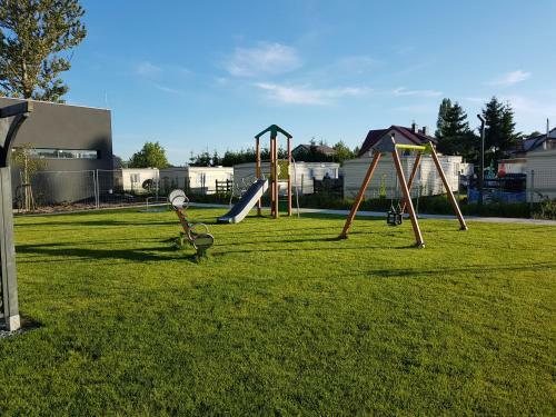 Apartament Nadmorski - Kompleks Pi?? M�rz Z Basenem