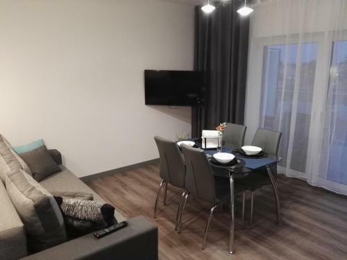 Apartament Nadmorski - Kompleks Pi?? M�rz Z Basenem