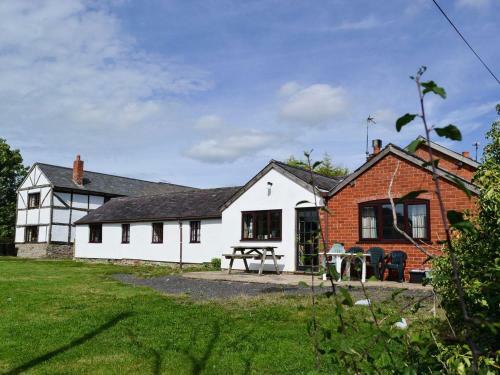 Grove Sprightly Barn