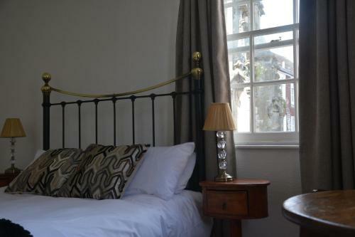 Hotel Cathedral Gate