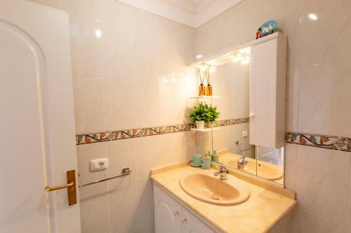 Apartamento Oceanview Penthouse With Jacuzzi