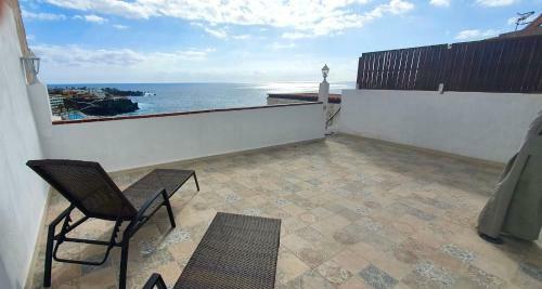 Large 150 M2 Apartment, Nice View And Location !