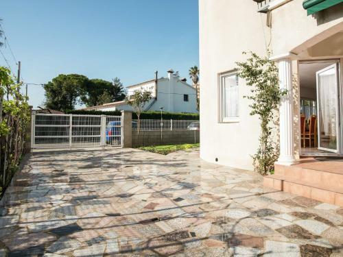 Holiday Home With Two Separate Floors And Private Swimming Pool