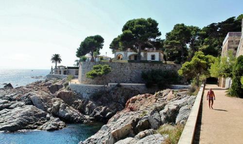 Neptuno Daro Apartments