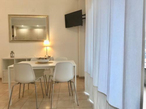Apolo Apartments