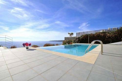 Excellent Seafront Villa In Cala Pi