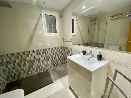 Acogedor Apartamento Con Piscina En Tamariu