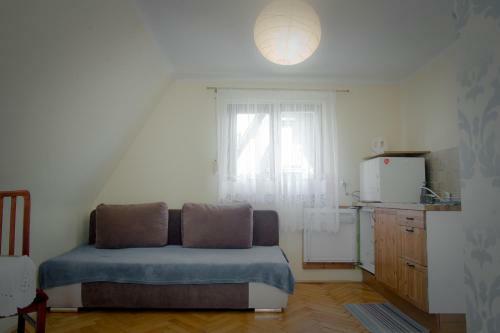 Apartamento Pokoje Go?cinne Mr�z Krystyna