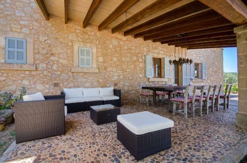 Villa Finca Son Roman�