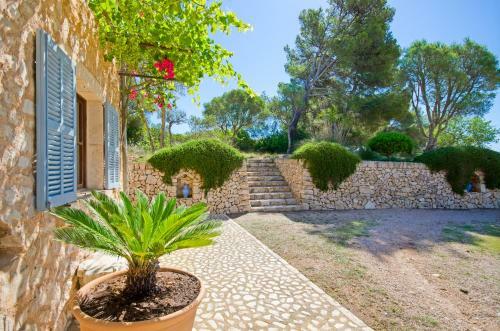 Villa Finca Son Roman�