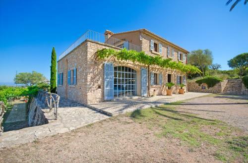 Villa Finca Son Roman�