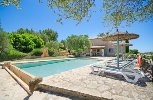 Villa Finca Son Roman�