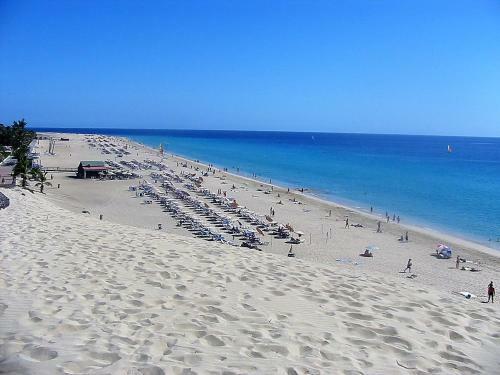 Apartments Near The Beach, With Terrace And Wifi