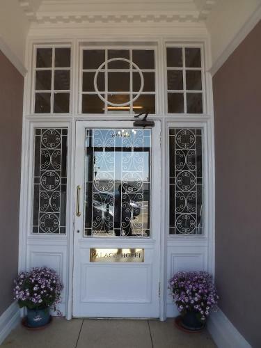 Hostal Palace Hotel - Small Hotel