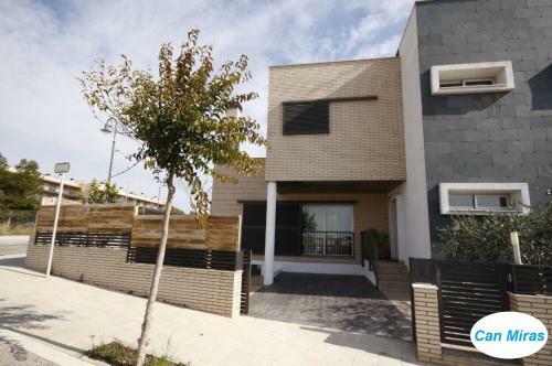 Casa Can Miras