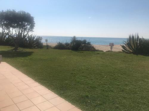Amazing In Front Of The Sea Apartment