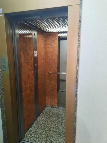 Apartamento 2 Dormitorios Piso, 2 Banos, Wifi , Parking