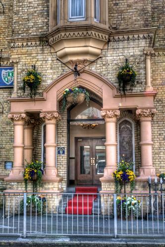 Patten Arms Hotel