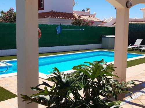 Villa Dwarika, Home Away From Home - Private Heated Pool And Jacuzzi