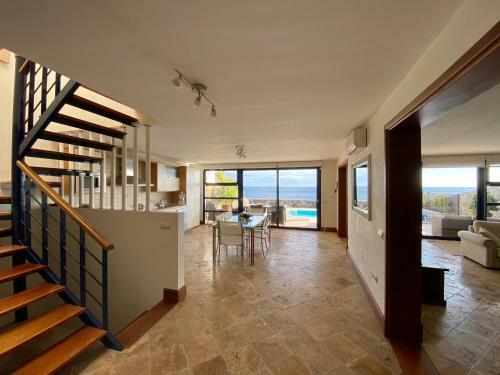 Puerto Calero Seafront Villa