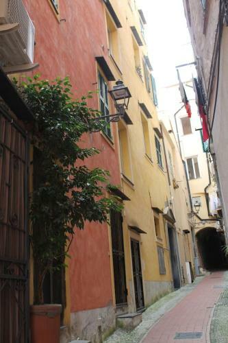 Apartamento Casa Medievale Pieno Centro Sanremo