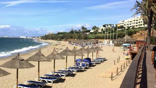 Mi Capricho 2e Beachfront- Apartment With Sea View - Costa Del Sol