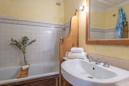 Apartamento House And Apt. In Sassari 30366