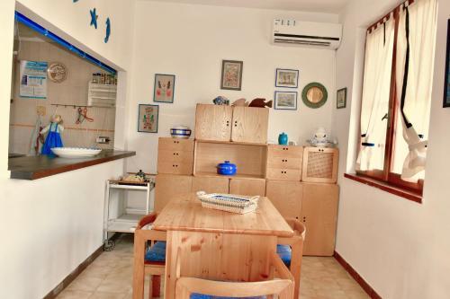 Apartamento Appartamento Giardino Via Dei Mirti 3