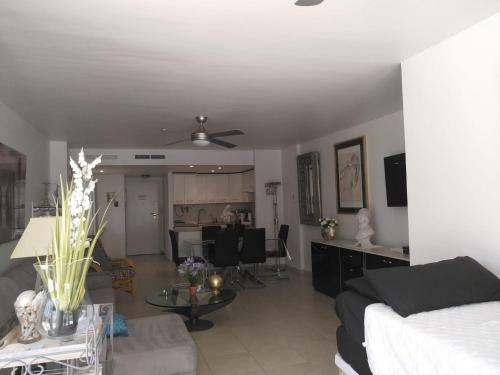 Apartamento Luxe Duplex Appartement Met Private Tuin