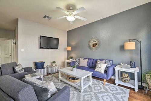 Modern Afton Townhome - Walk To Grand Lake!
